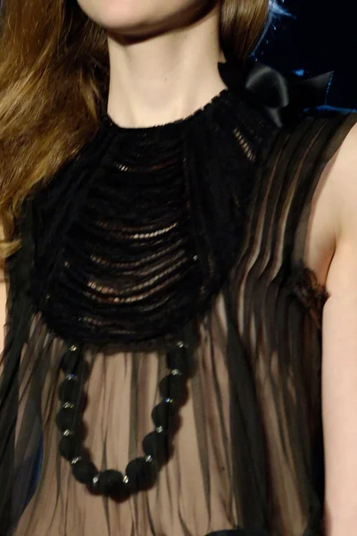 Look 38